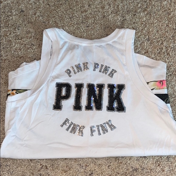 Victoria’s Secret lounge wear - Picture 7 of 10